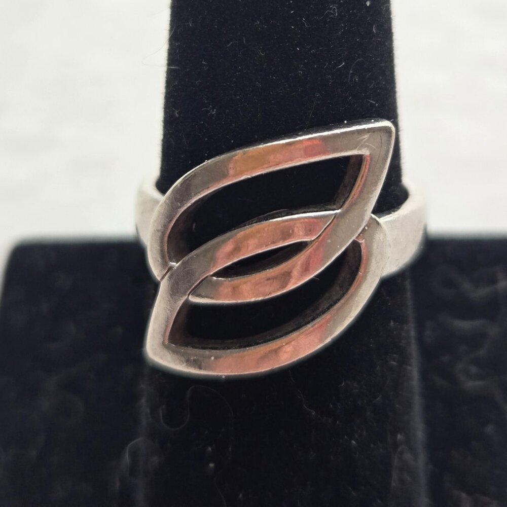 Sterling Silver ELLE 925 Open Leaf Ring Ruby Inlay